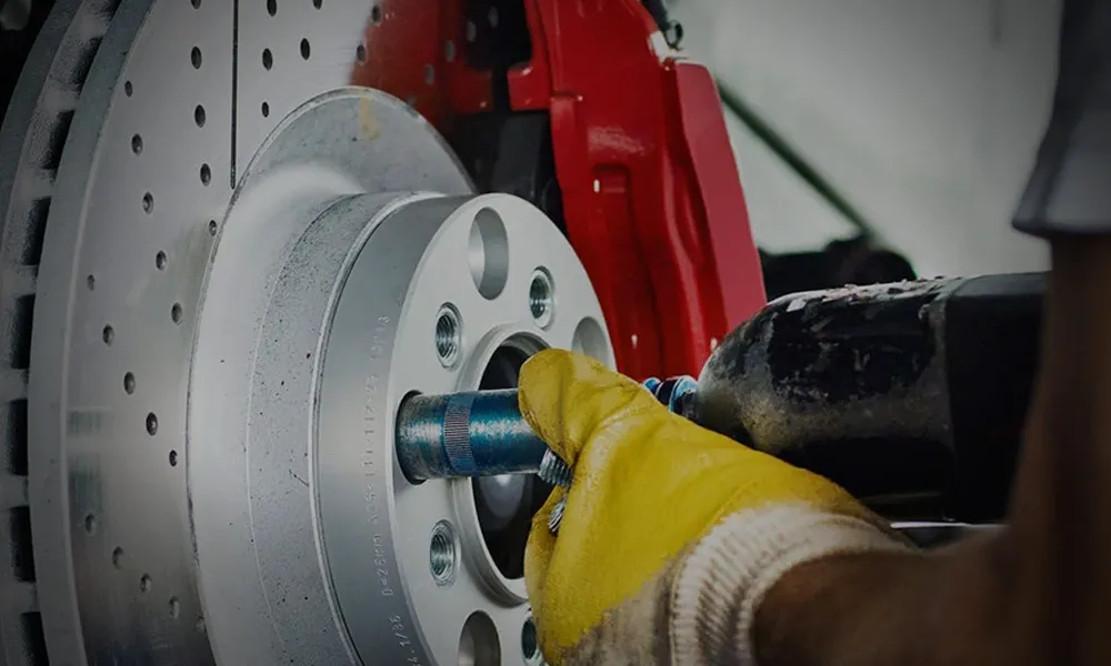 Best Luxury Car Garage Dubai