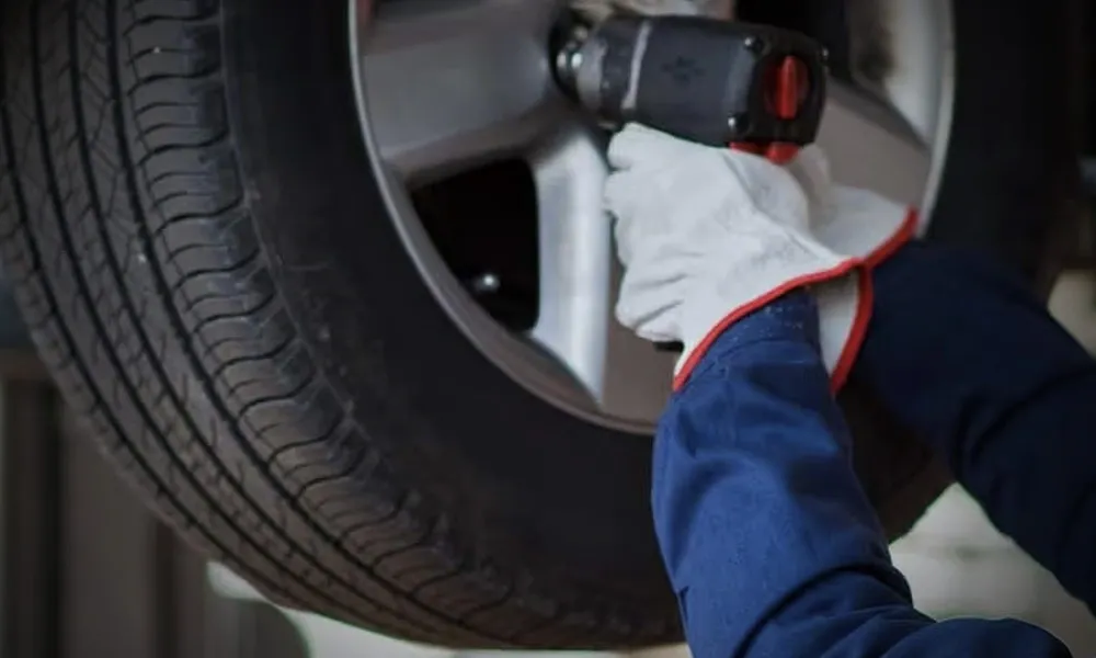 Best Luxury Car Garage Dubai