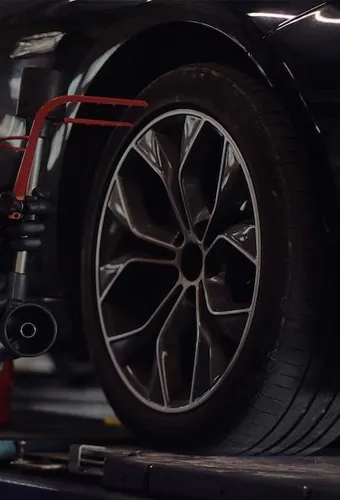 Suspension and steering repair garage in Al Quoz Dubai